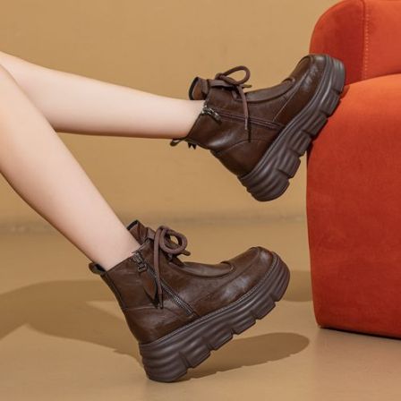 雨土2025新款秋季百搭马丁靴女英伦风复古厚底增高休闲鞋时尚短靴