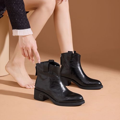 羊皮瘦瘦靴女爆款2025新款流行冬季短靴网红款ins百搭真皮靴子主图