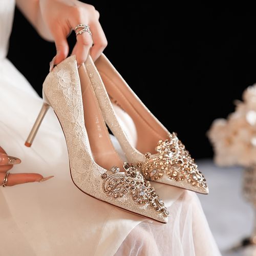 香槟金新娘婚鞋红色龙凤褂婚鞋中式刺绣高跟鞋秀禾服红鞋子新娘鞋主图