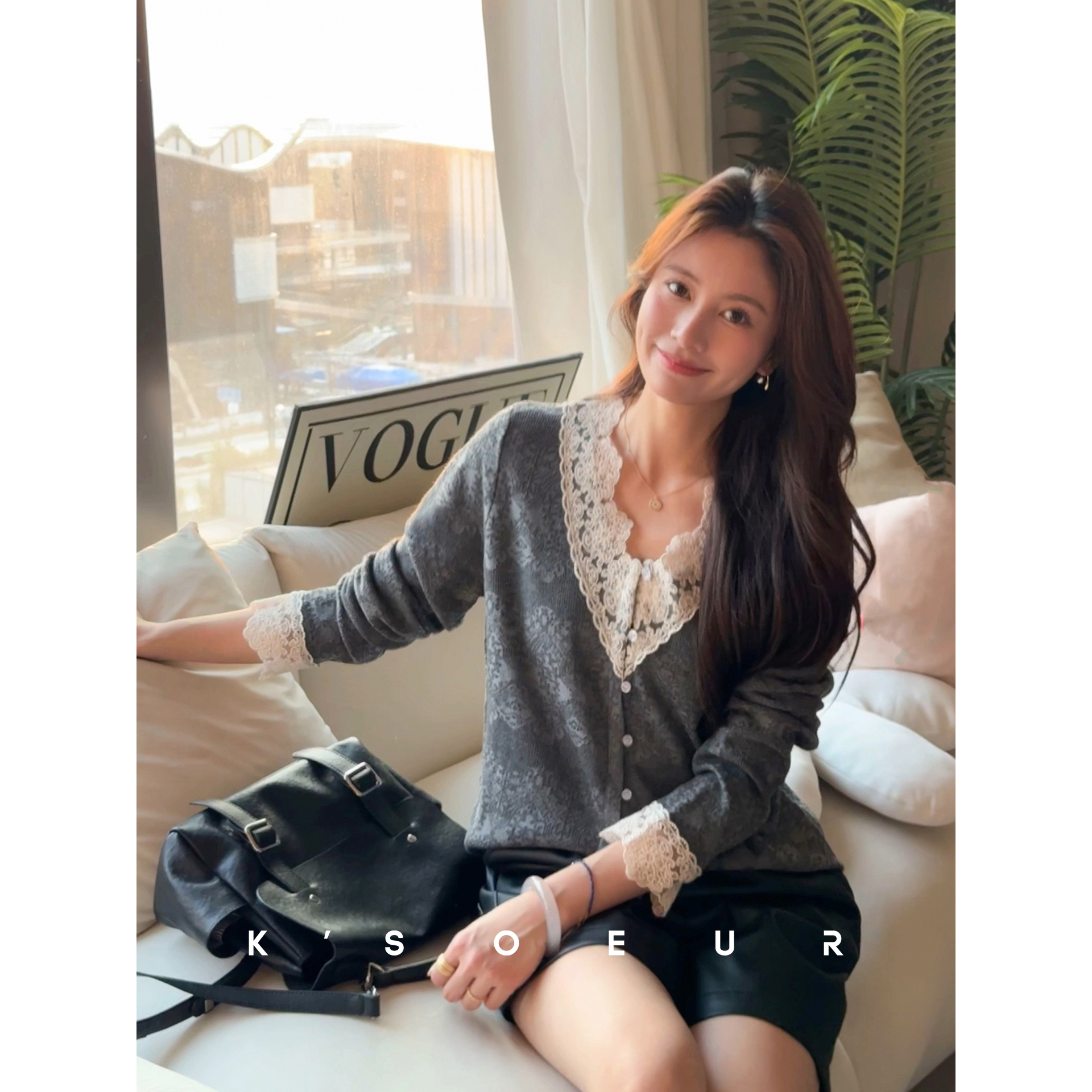 K姐KSOEUR【浪漫蕾丝】蕾丝拼接 假两件 减龄气质V领羊毛针织衫主图