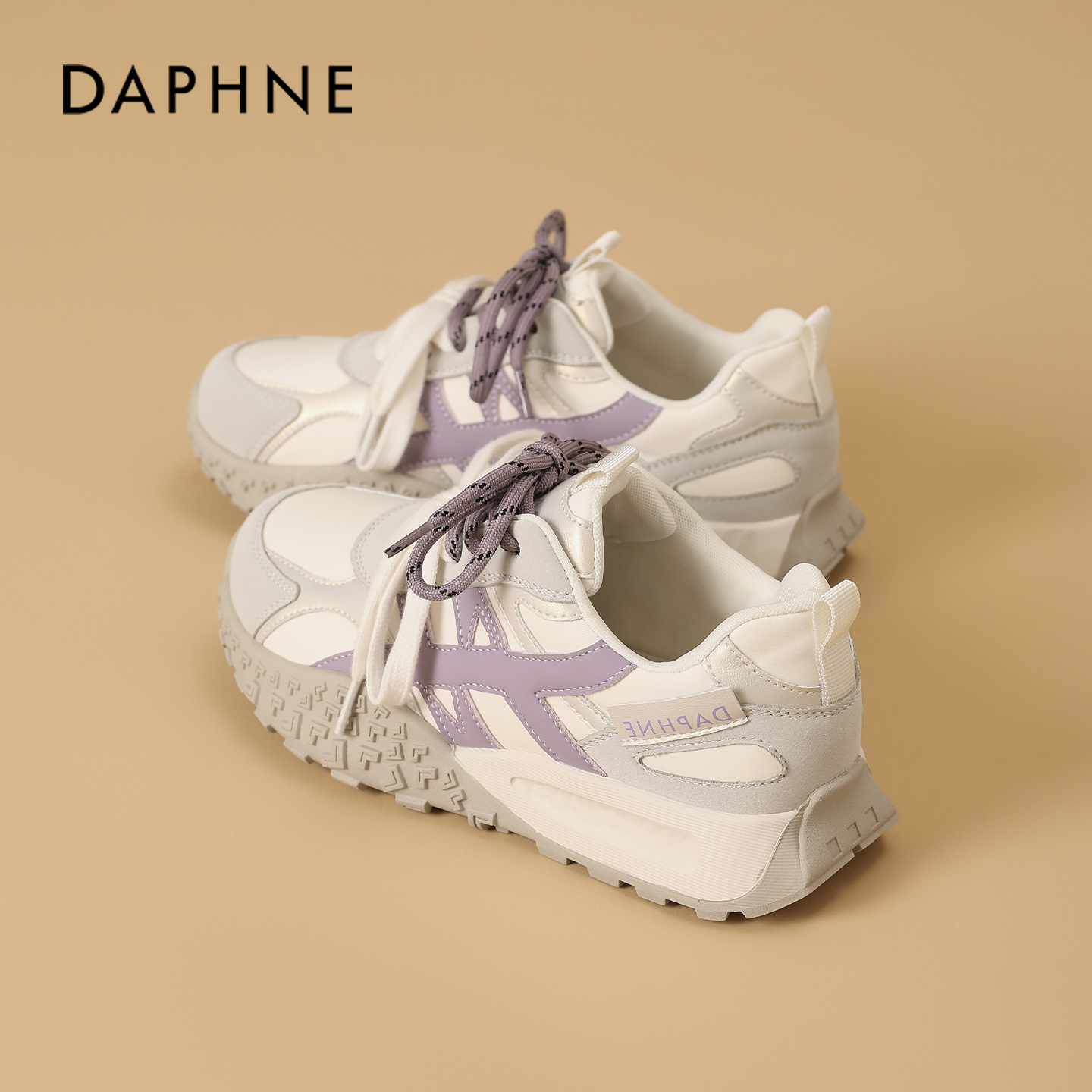 达芙妮厚底德训鞋女款2025秋季新款拼色阿甘老爹鞋时尚休闲运动鞋主图