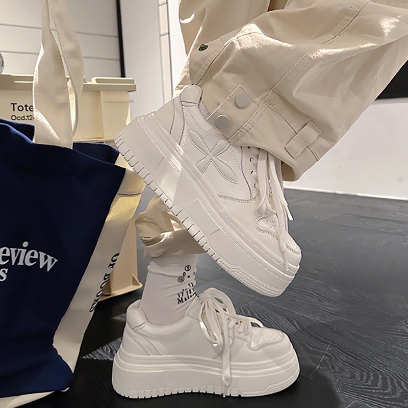 九九定制~真皮减龄厚底小白鞋女新款百搭小个子内增高休闲板鞋主图