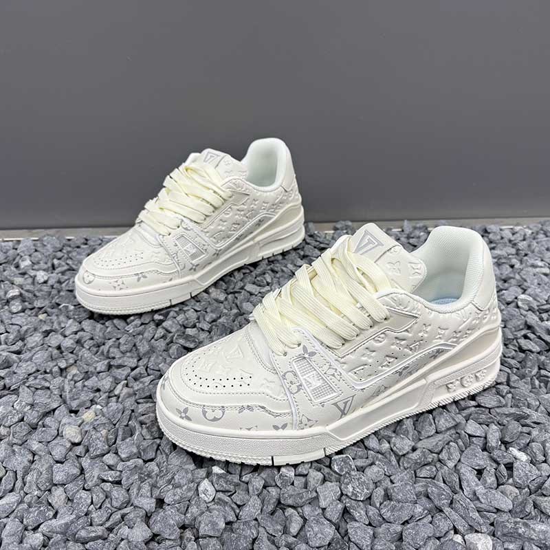 国潮男鞋秋季2025新款青少年韩版百搭休闲小白鞋男款皮面莆田板鞋主图