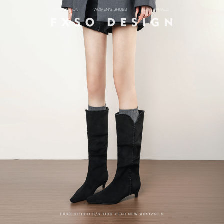 真皮方巷大叔2025秋季新款法式气质爆款V口显瘦猫跟骑士马丁靴女