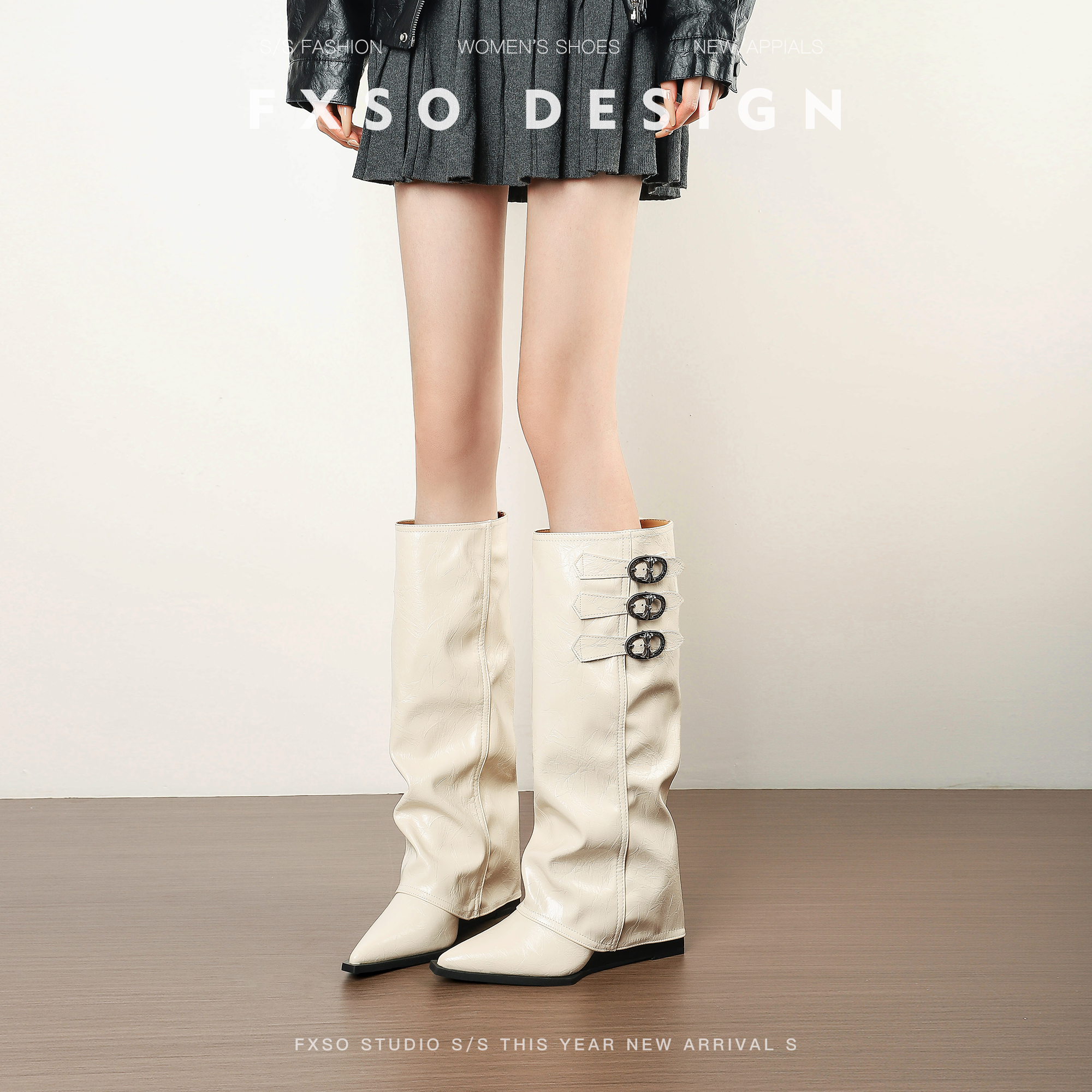 真皮版FXSO方巷2025秋季爆款搭扣漆皮骑士马丁靴女尖头厚底高筒靴主图