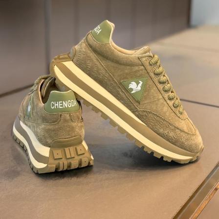 欧洲站男鞋2025新款秋季潮牌高级感阿甘运动鞋百搭青少年休闲潮鞋