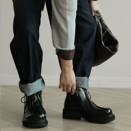 潮牌高级褶皱斜系带短靴子厚底增高大头德比鞋通勤马丁靴男士新款