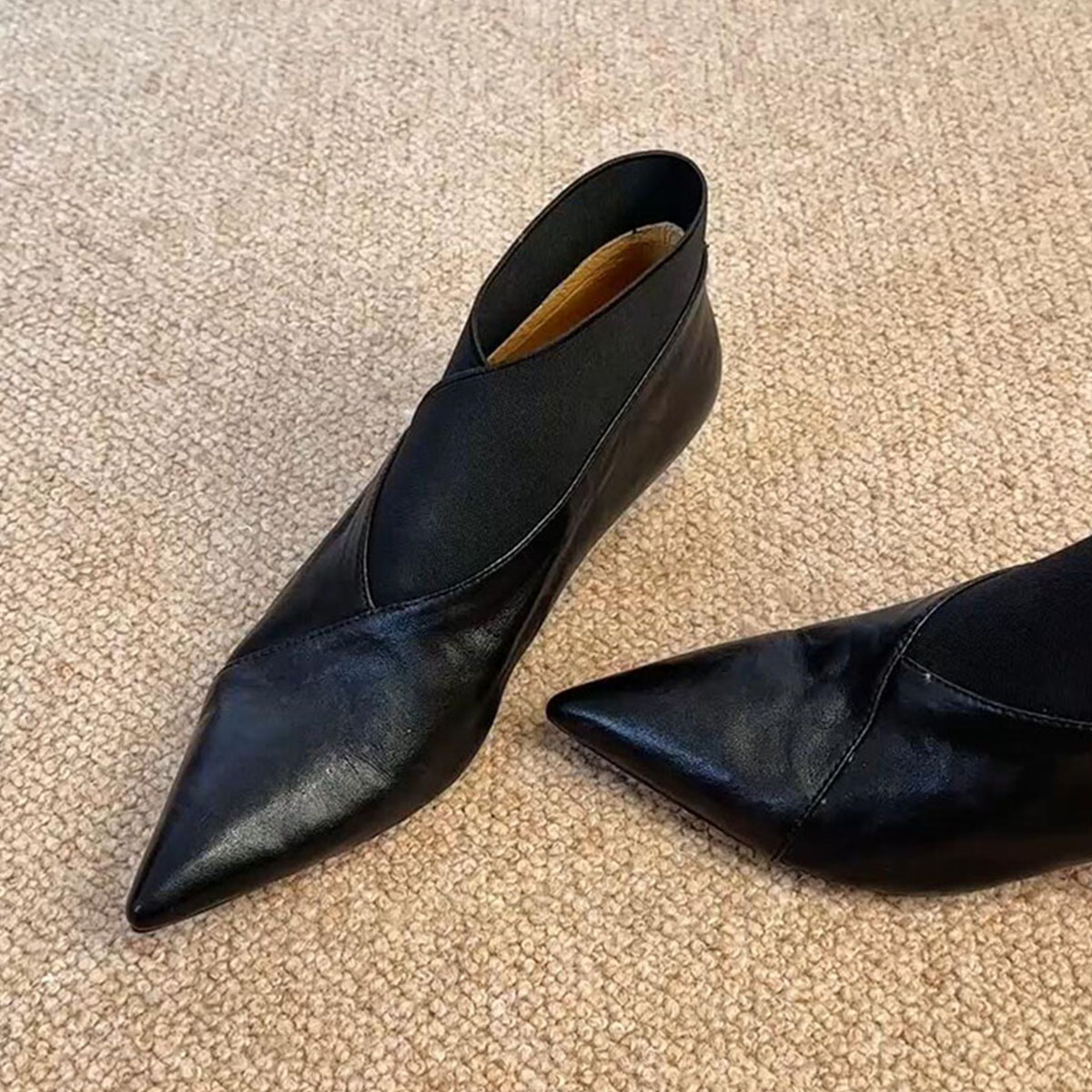 牛皮版~时髦个性简约小猫跟瘦瘦靴女秋季复古尖头气质通勤小踝靴主图