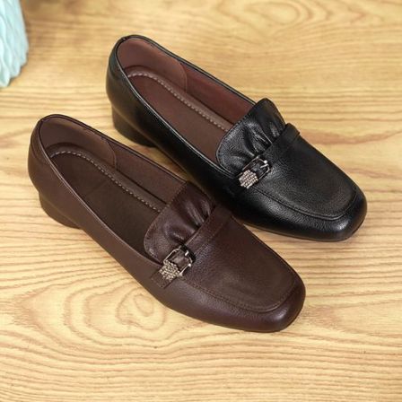 单鞋女秋季软底女鞋新款平底妈妈鞋舒适女款圆头真皮中年女士皮鞋