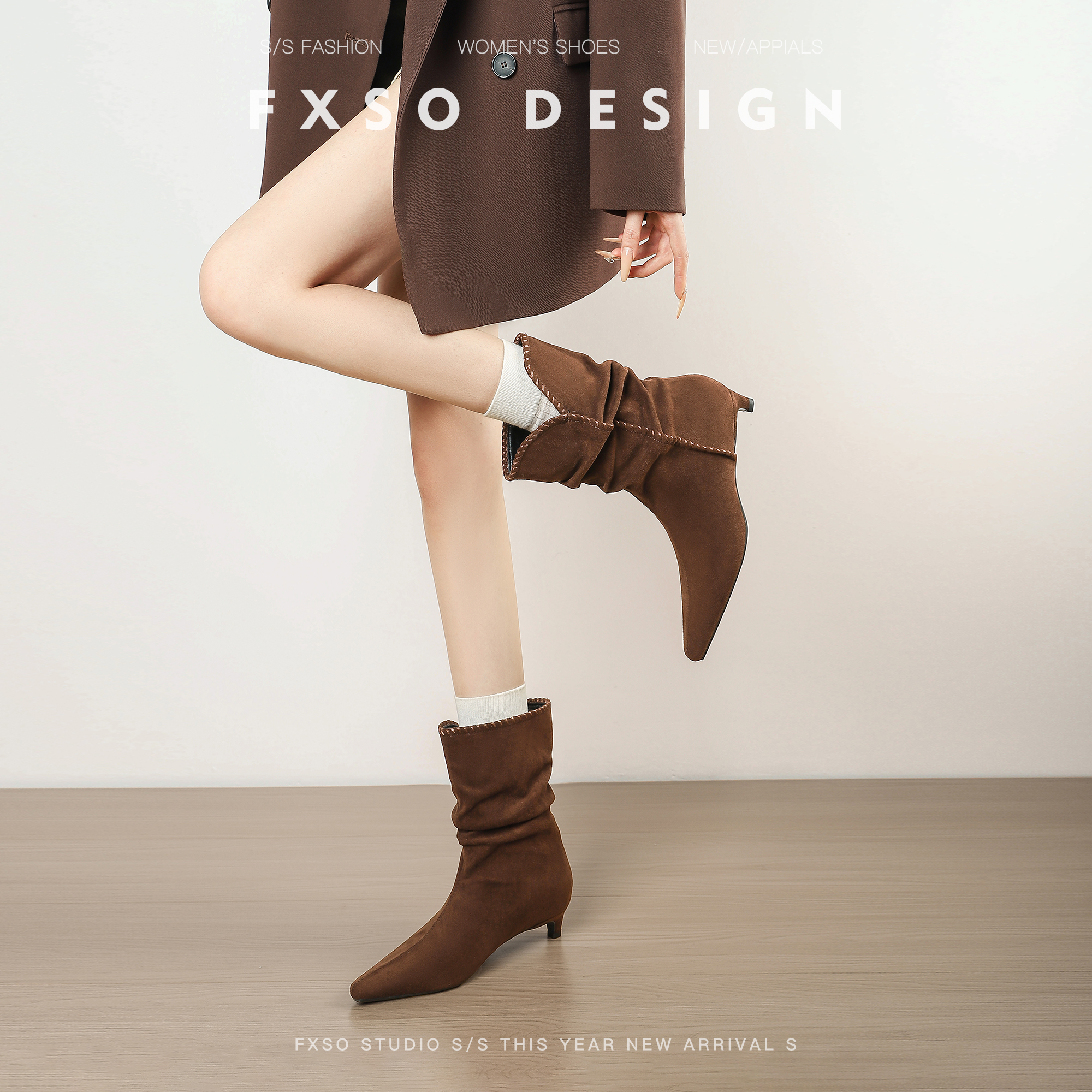 真皮【方巷大叔】2025秋季新款车缝线短款骑士马丁靴女尖头短筒靴主图