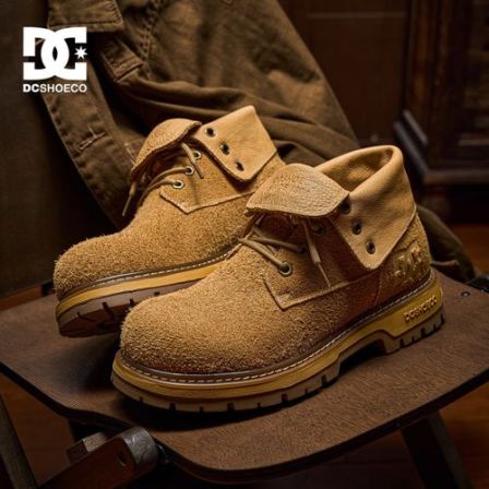 DCSHOES KRYSSA EDGE 冬季翻皮靴情侣头层牛皮黄靴工装马丁靴男