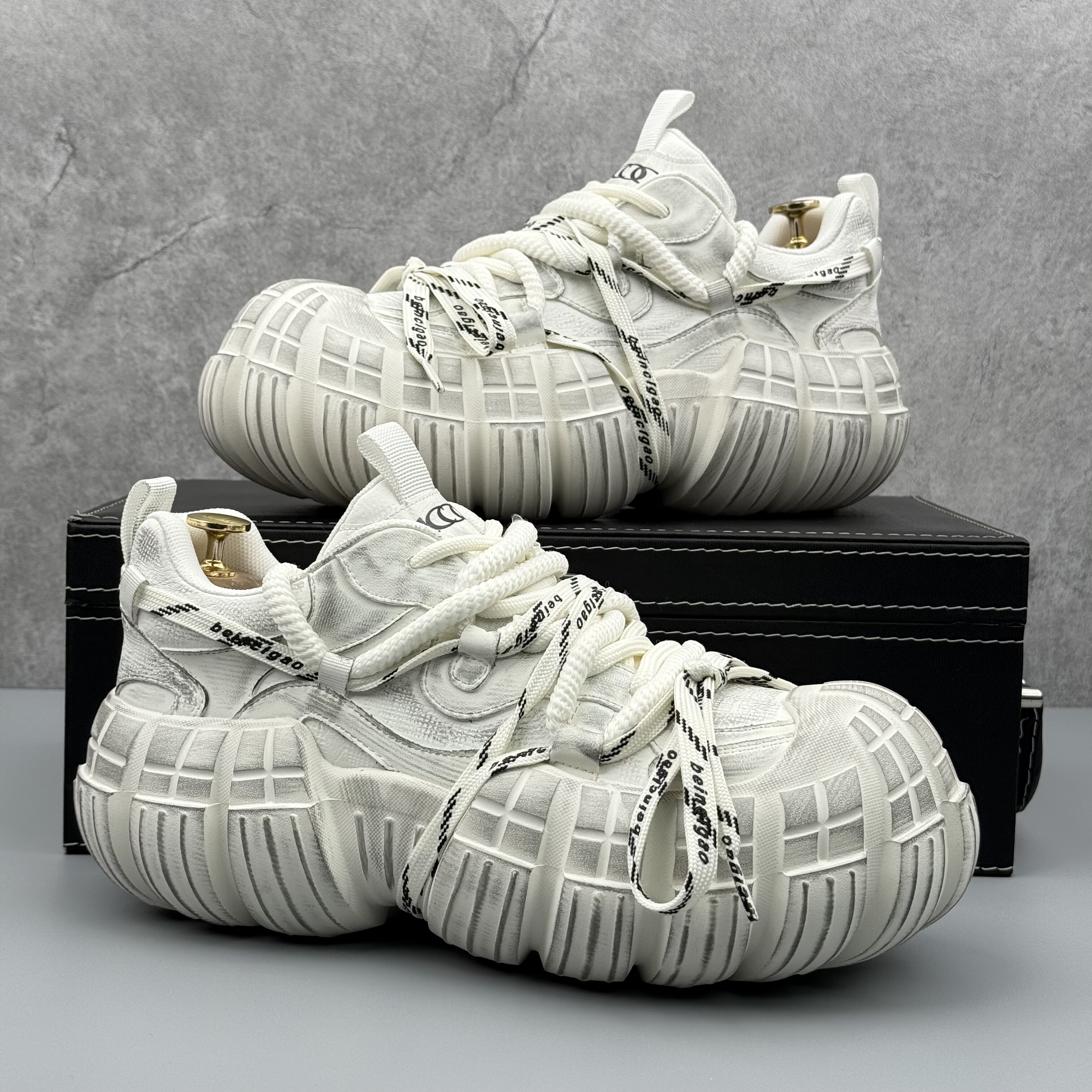 男鞋潮牌小众设计厚底老爹鞋2025秋季新款复古做旧增高运动休闲鞋主图