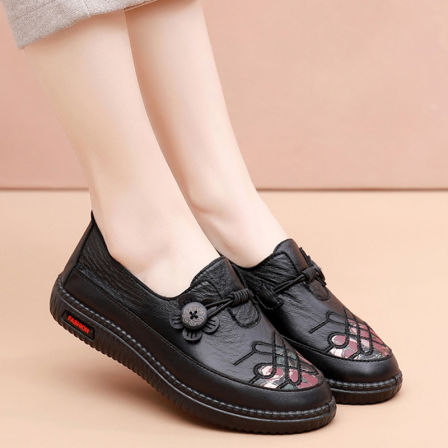 张凯丽老人鞋2025新款秋季平底防滑妈妈单鞋中老年软面平底懒人鞋