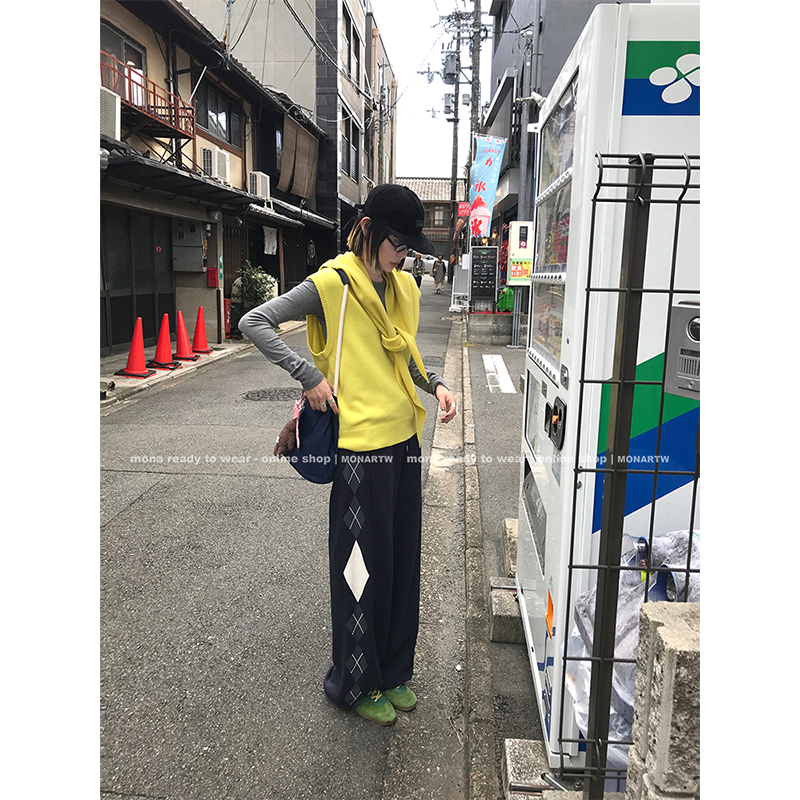 MONA 100羊毛美利奴 针织衫背心马甲上衣女外穿内搭 三角巾 新款主图