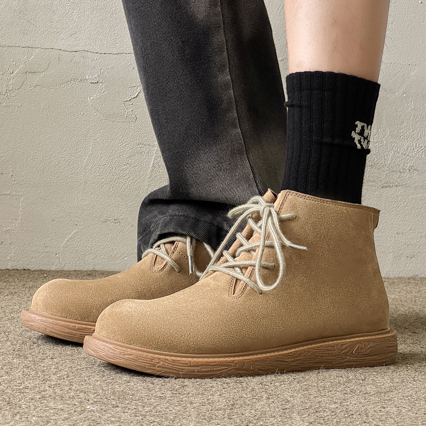 男士马丁靴新款英伦风复古德比短靴真皮翻毛磨砂轻便户外沙漠靴子主图