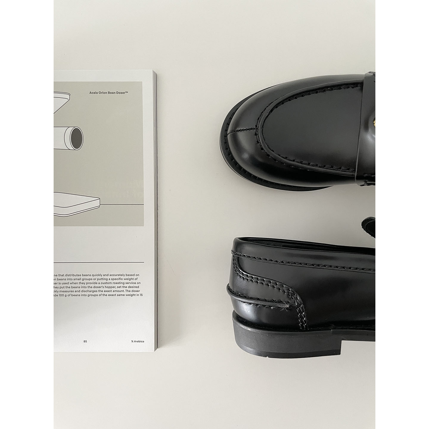 鱼买买 GAO级可爱~乖乖牌 女百搭黑色小牛皮金币乐福鞋主图