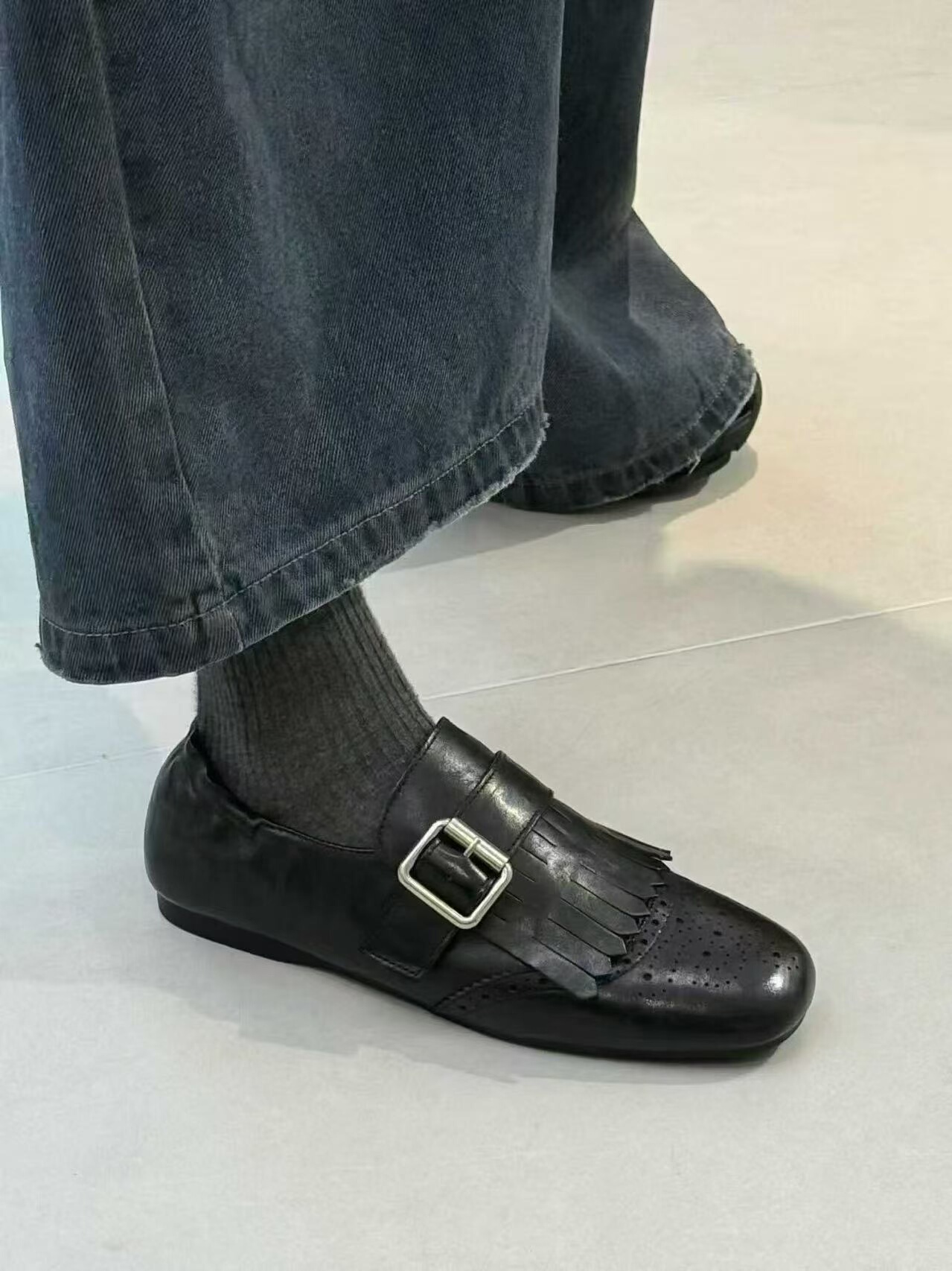 MFX 羊皮复古流苏雕花方头小皮鞋英伦风平底单鞋皮鞋9-298主图