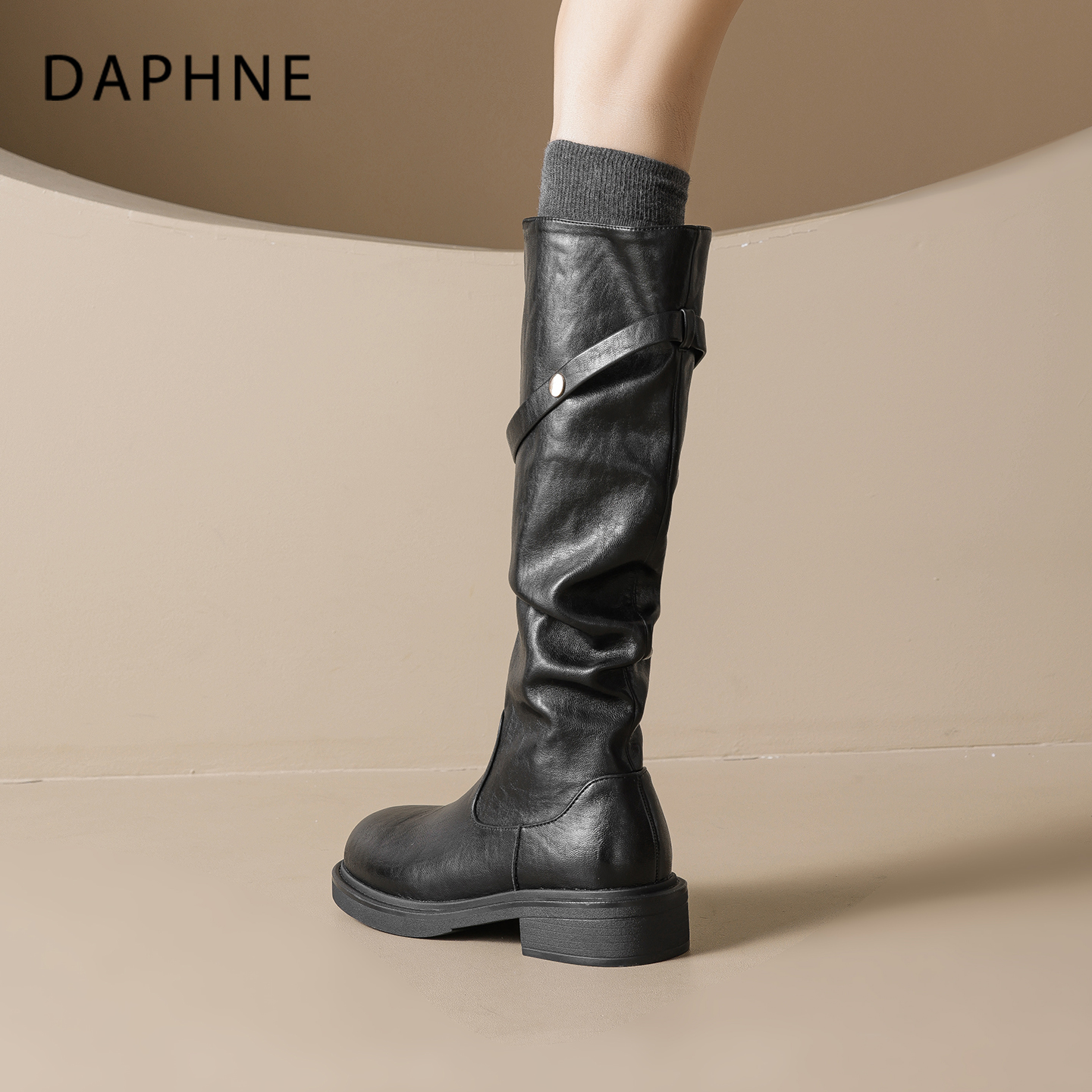 达芙妮爆款不过膝长靴女2025新款秋冬季厚底骑士靴炸街长筒瘦瘦靴主图