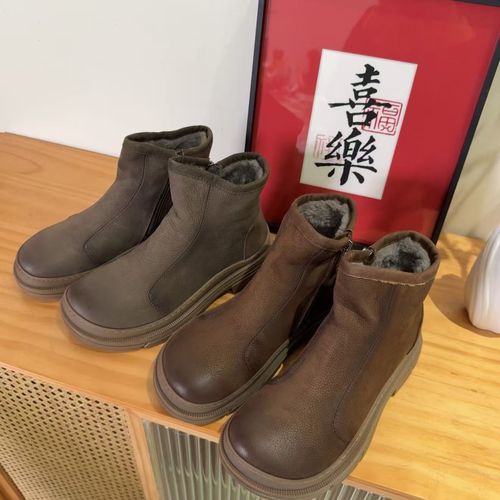 喜樂  2025加绒马丁靴冬季新款时尚百搭复古休闲平底简约侧拉链女主图