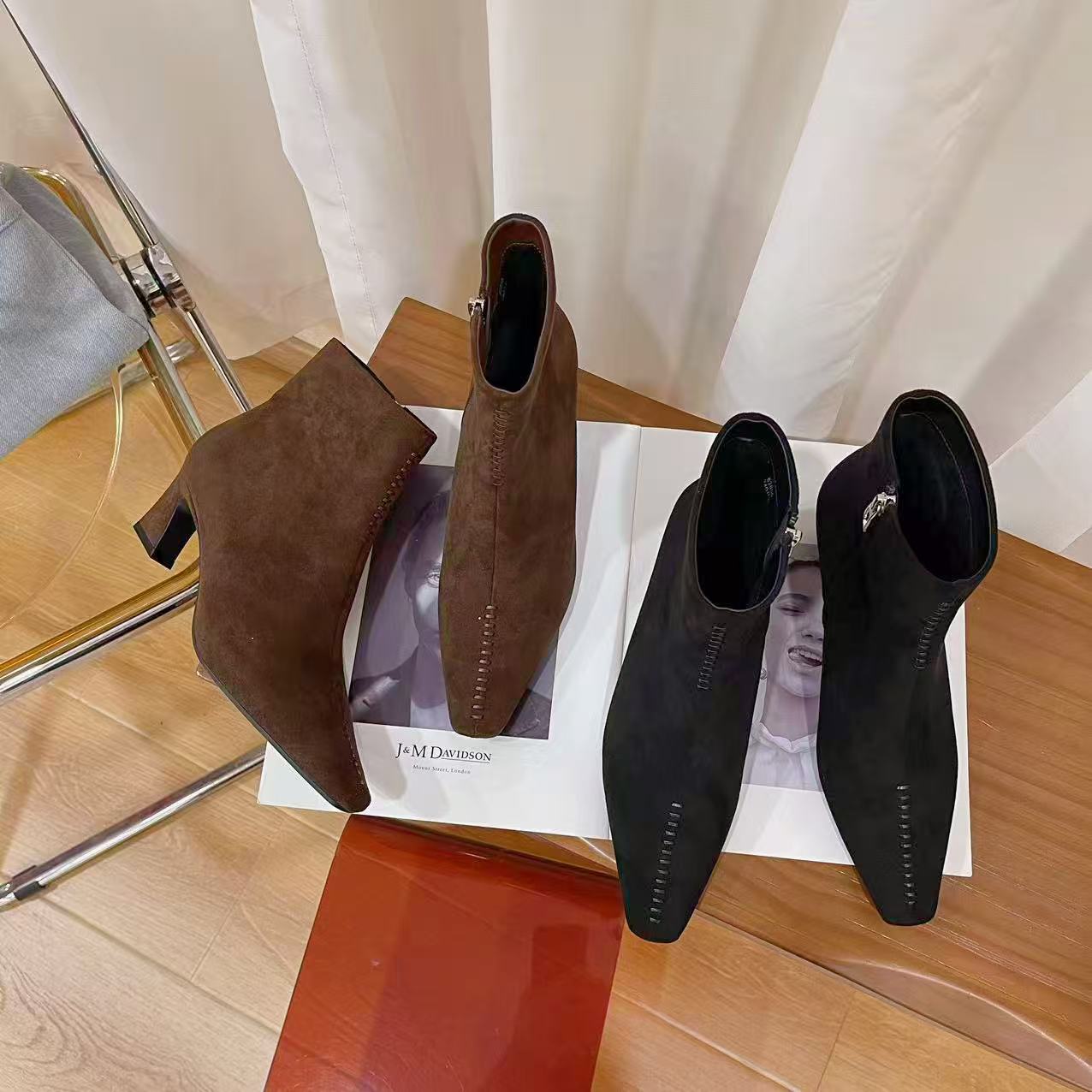 VK定制 欧洲站高档羊京绒粗跟时尚短靴女82856主图