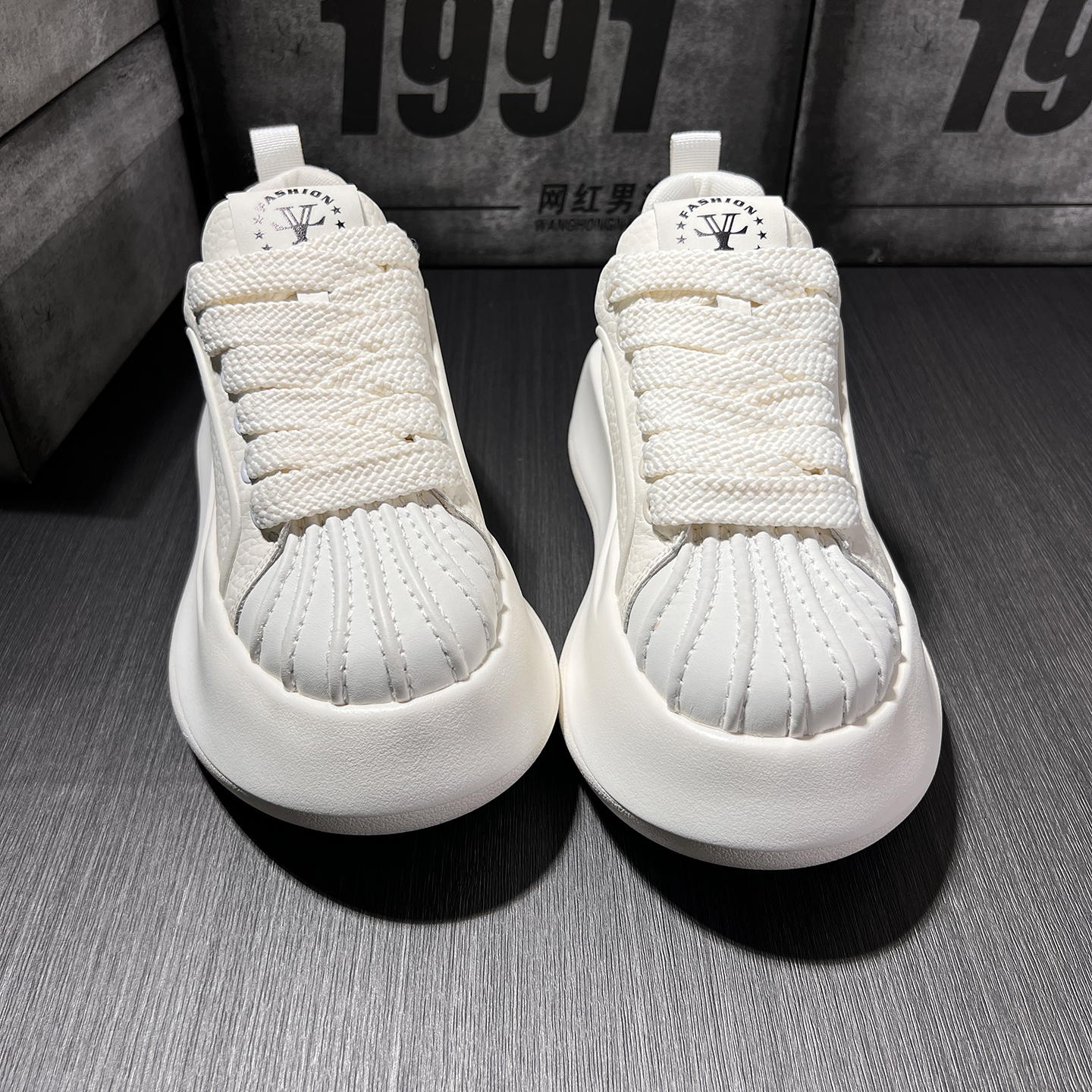 2025新款秋季厚底增高男鞋休闲板鞋韩版百搭运动鞋时尚贝壳头潮鞋主图