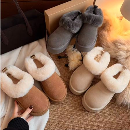  BAO/宝小姐2025冬毛绒厚短筒保暖韩版百搭舒适时尚雪地靴251020