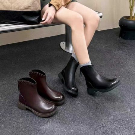 2025秋冬新品韩版潮流瘦瘦靴防滑低跟马丁靴MZM58899