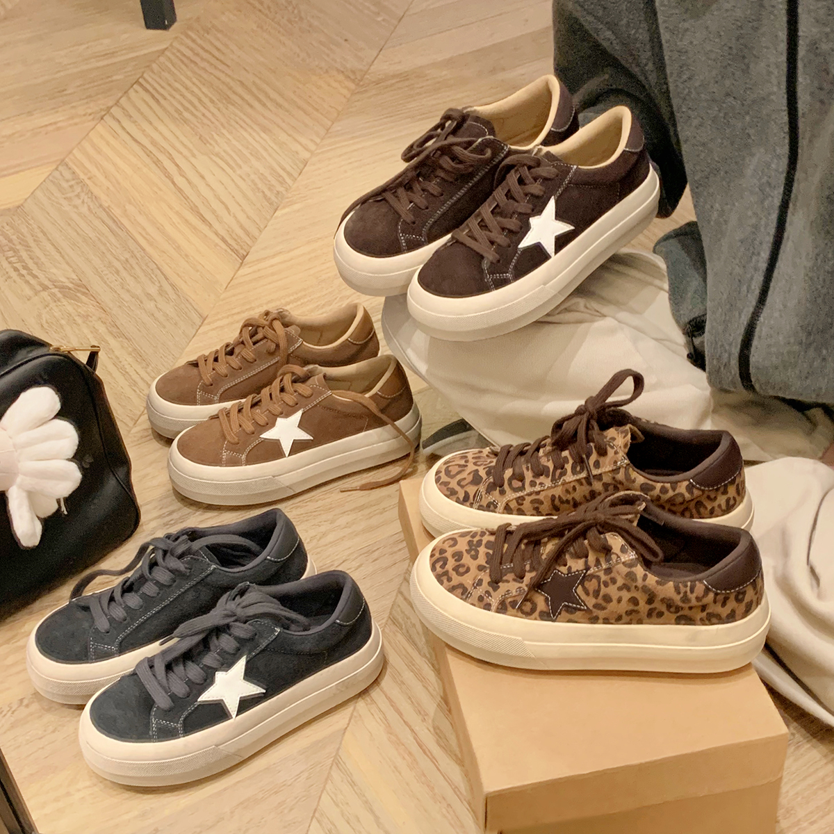 葡萄妈studiolee增高5cm~ 圆头星星系带豹纹厚底加绒休闲板鞋女主图