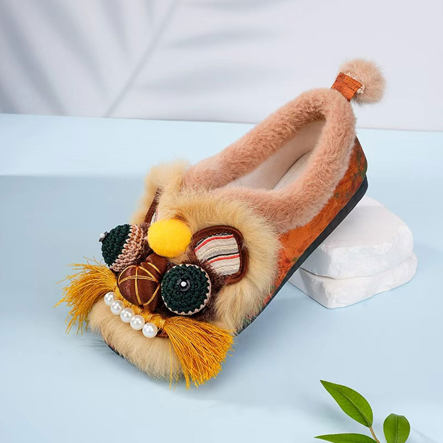 冬加绒原创非遗虎头鞋成人平底民俗手工布鞋女保暖民族风绣花棉鞋主图