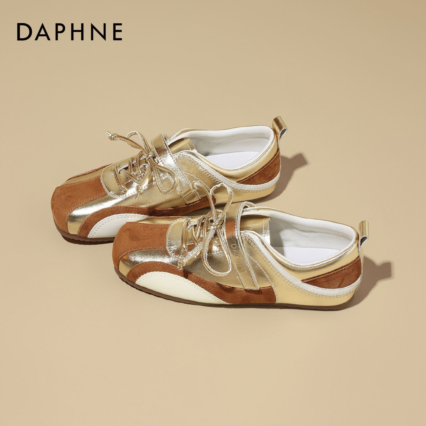 达芙妮内增高德训鞋女秋季2025新款芭蕾舞鞋百搭休闲鞋平底阿甘鞋主图