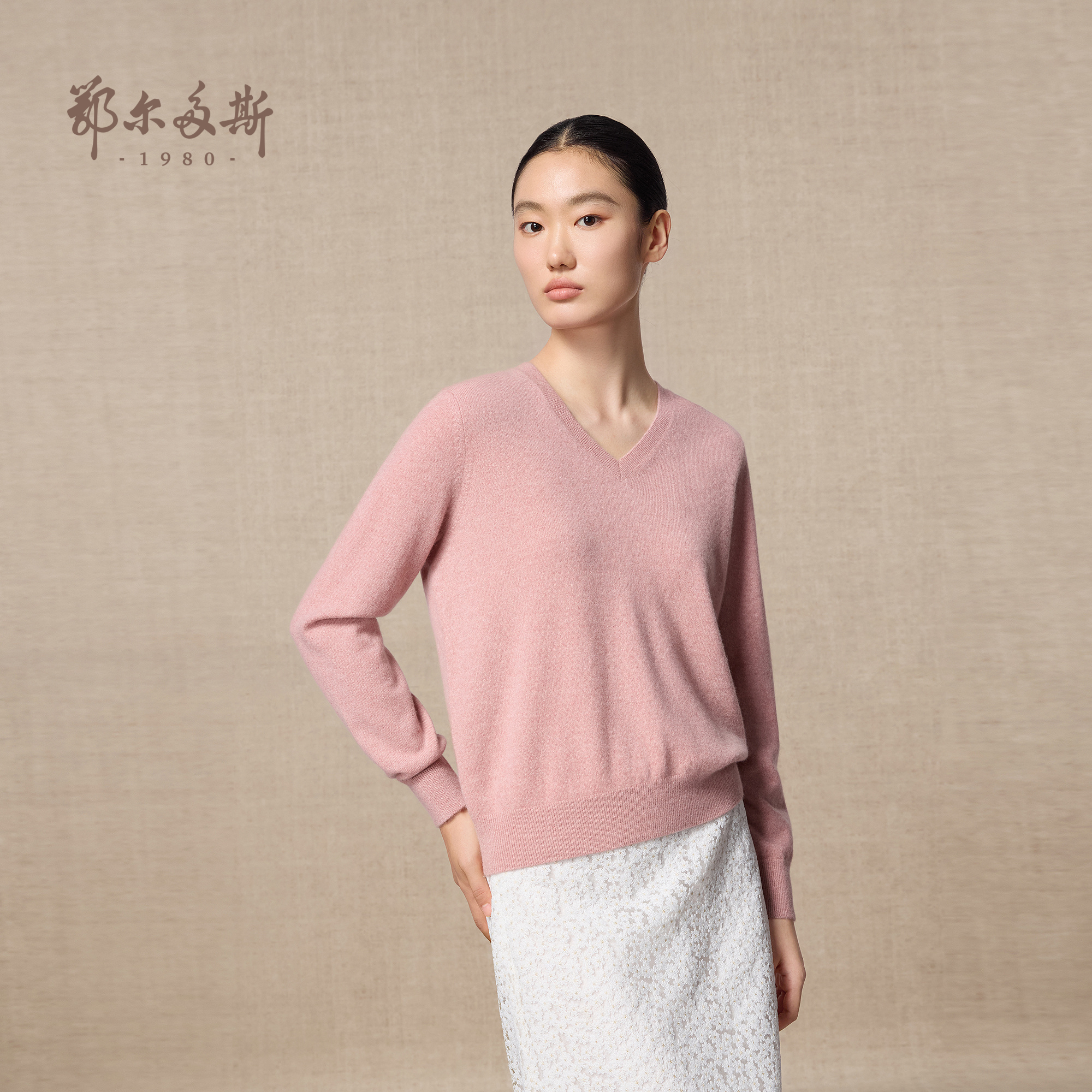 【李佳琦直播间时尚节付尾款】鄂尔多斯1980 女V领/樽领羊绒衫主图