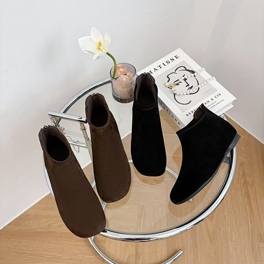 【珍姐专属】马丁靴软皮软底秋冬小短靴女时尚百搭舒适251609主图