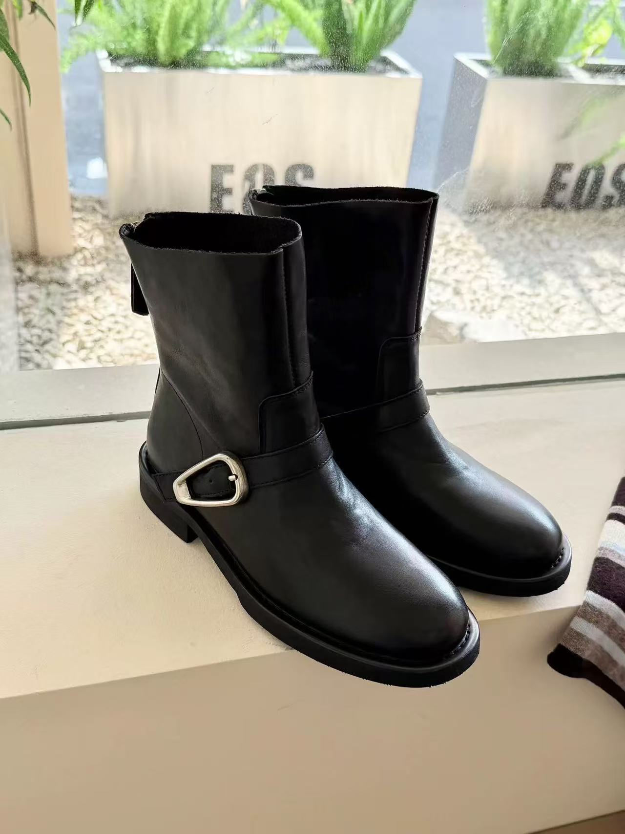 MFX 马丁靴英伦风川西草原旅行洋气皮带扣切尔西小短靴166-51主图