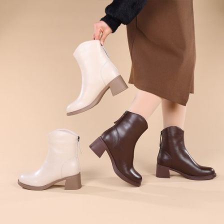 2025新款法式时尚韩版时装靴女气质粗跟短靴圆头瘦瘦靴英伦风皮靴