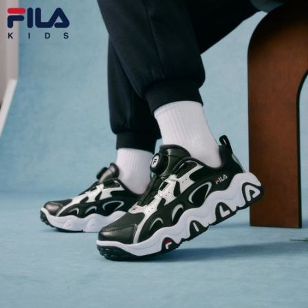 斐乐儿童【双11狂欢购】男女中大童秋冬豹爪2运动篮球鞋K55B541202