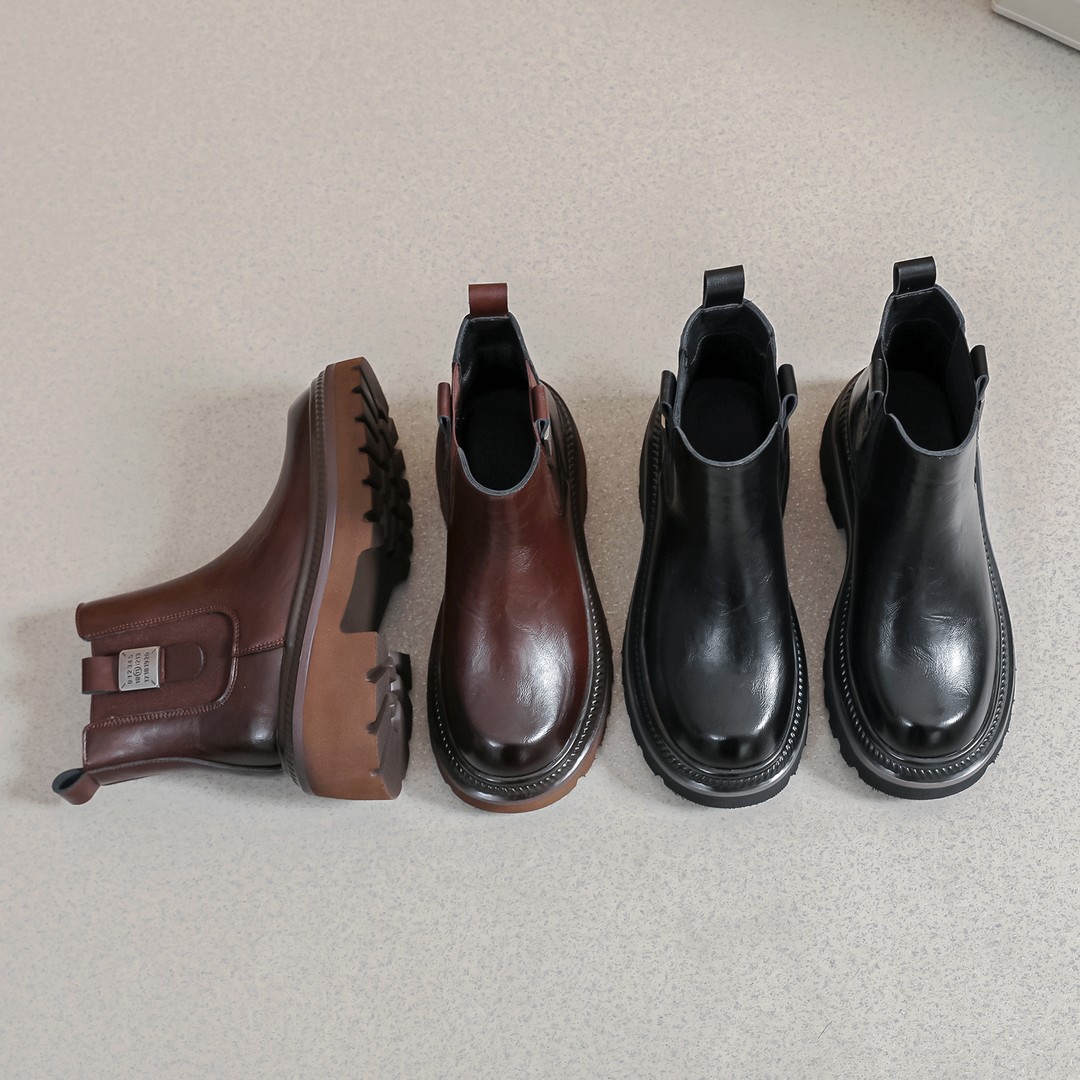 2025新款爆款复古厚底一脚蹬短筒马丁靴 8899主图