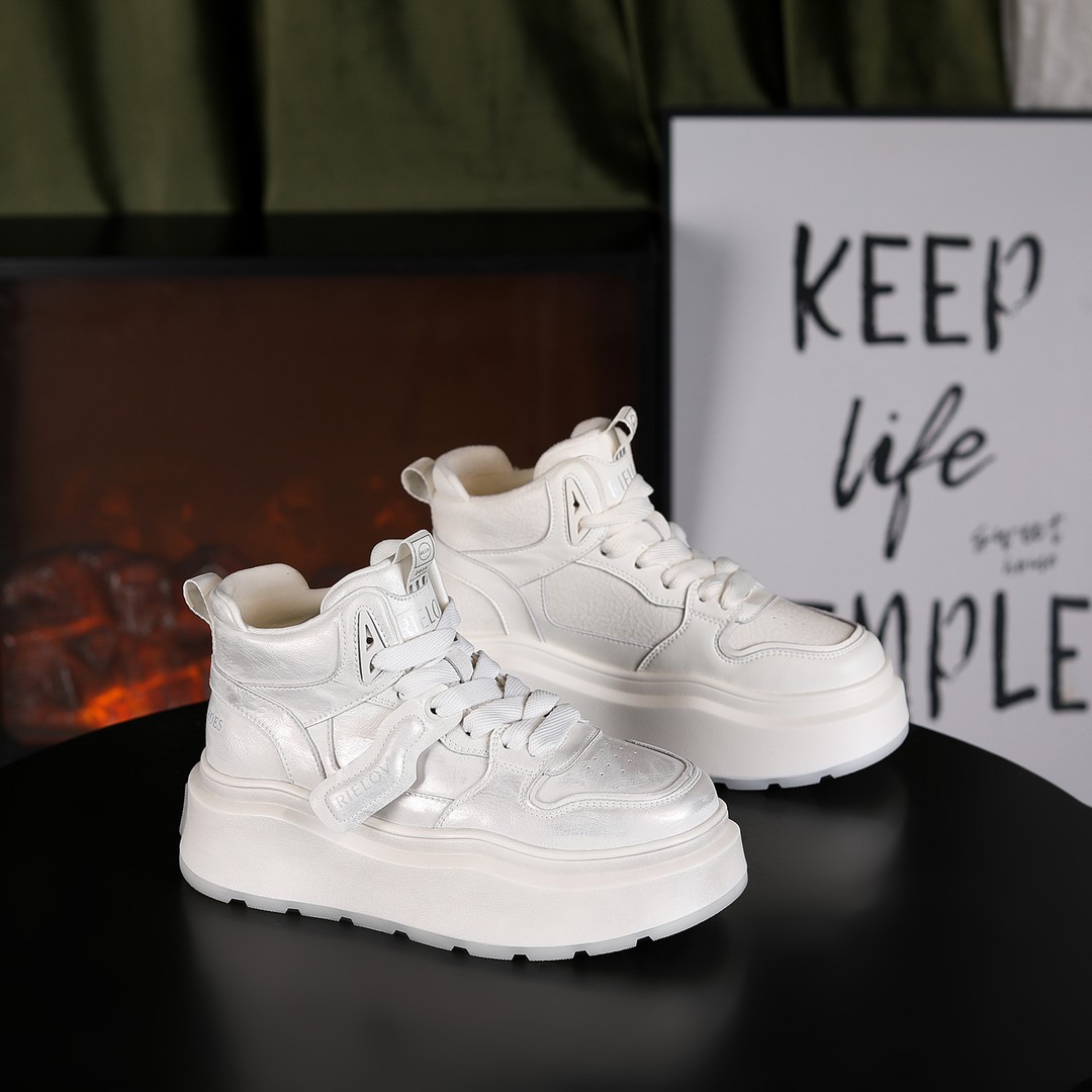 【RIELOV●琉璃】 加绒时尚厚底增高6cm潮流百搭女士高帮鞋 11D883主图