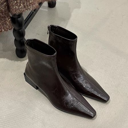 2025秋冬新款尖头粗跟后拉链时装靴复古百搭设计感小众气质马丁靴