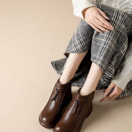 防滑平底防水冬秋冬季侧拉链短靴靴子秋冬软底真皮羊毛保暖妈妈鞋