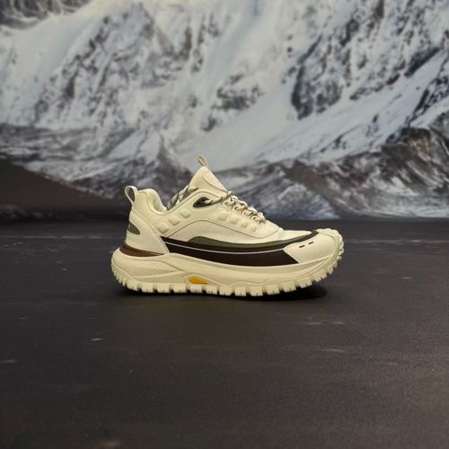 【梅西】2025秋冬新款厚底防滑户外休闲鞋轻量舒适运动鞋YC8003主图