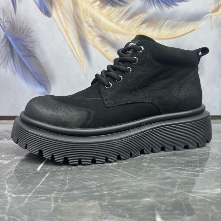 男鞋2025秋季新款头层牛皮轻便软厚底增高英伦短靴休闲工装马丁靴