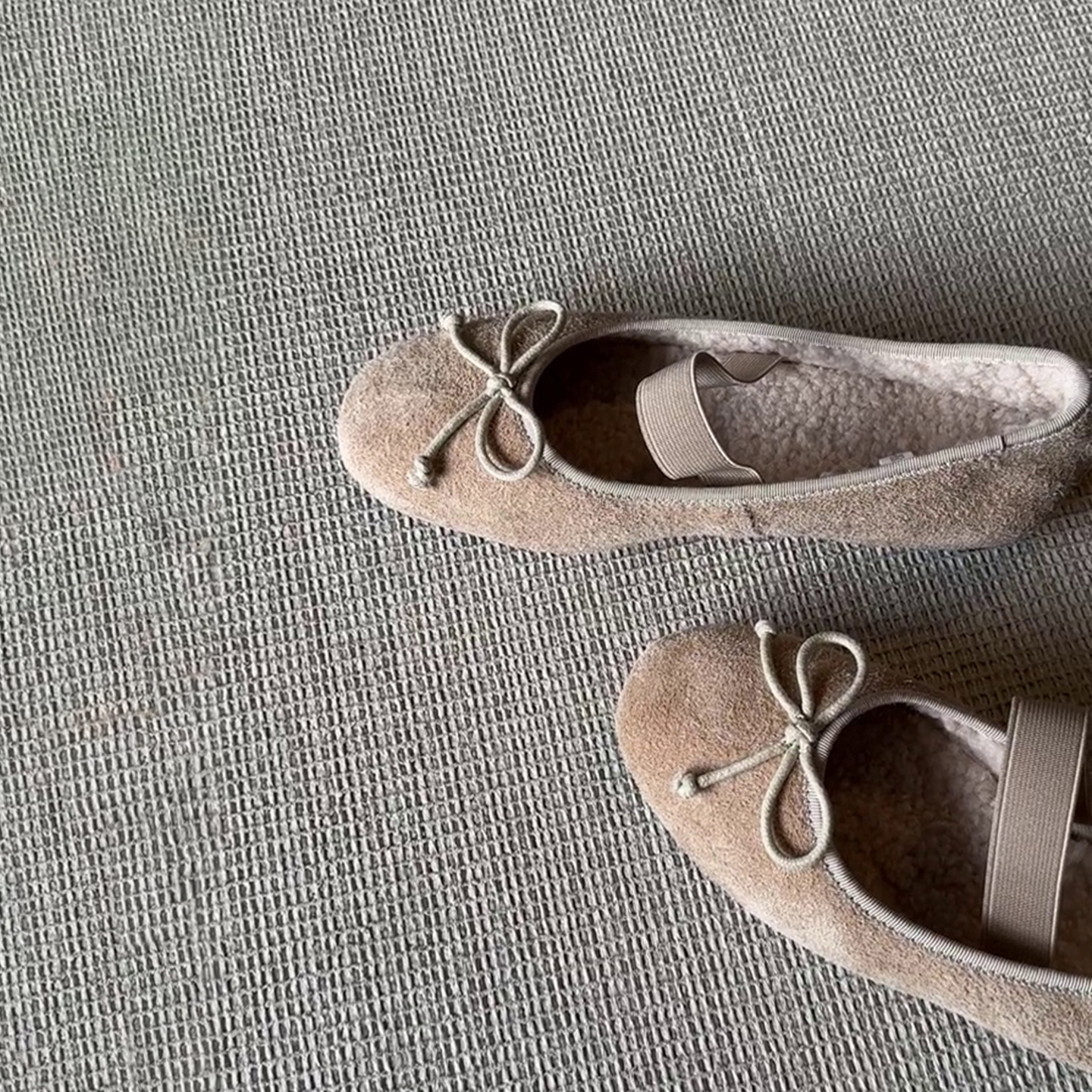 羊皮版~法式复古蝴蝶结圆头加绒芭蕾舞单鞋浅口毛毛鞋女平底棉鞋主图