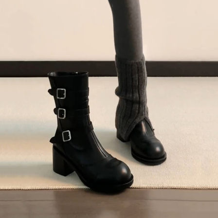 牛皮版~设计感真皮黑色高跟厚底马丁靴圆头皮带扣显瘦侧拉链短靴