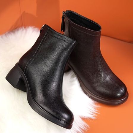粗跟短靴女2025新款软底软皮瘦瘦靴真皮加绒靴子时尚女靴百搭皮靴