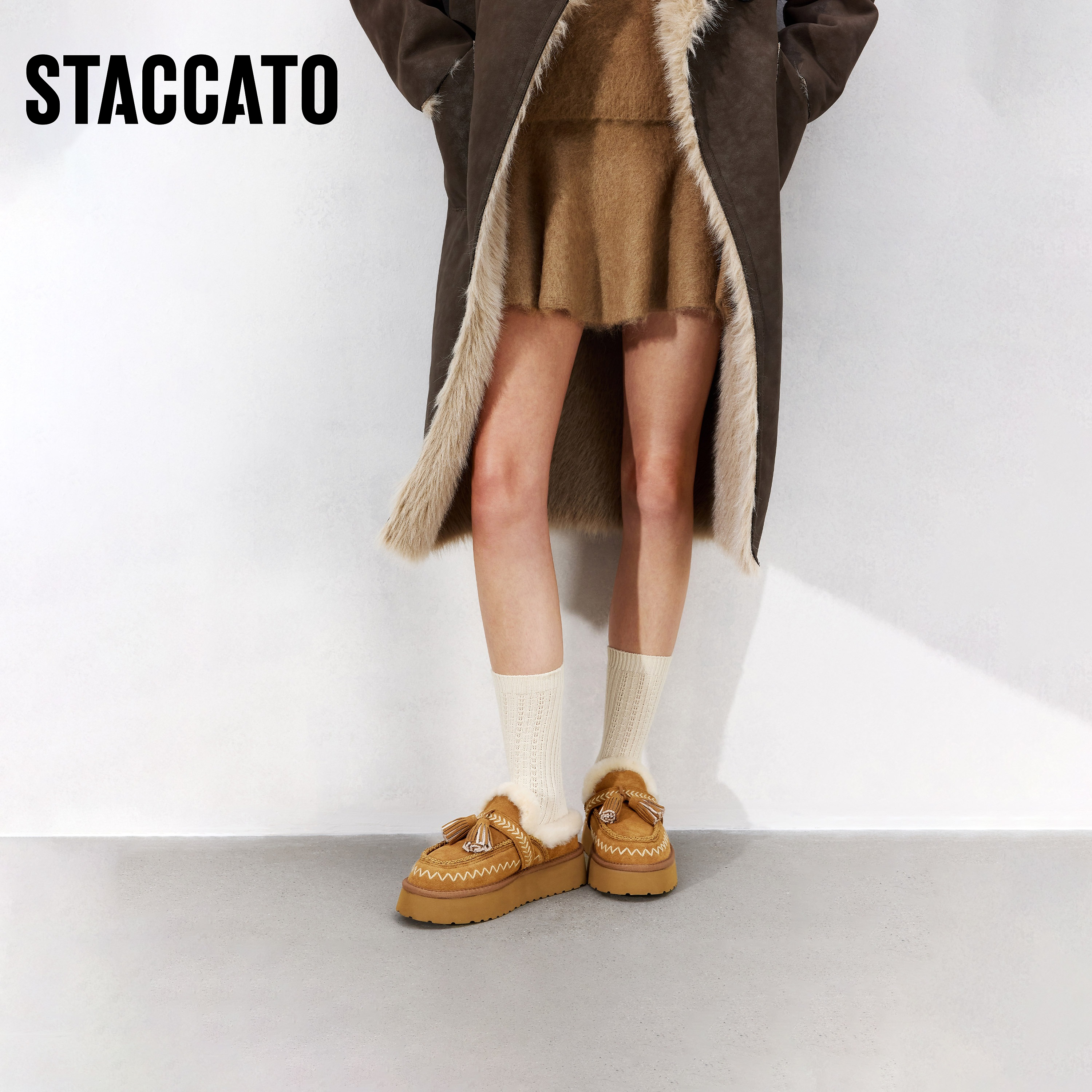 思加图雪顶松松保暖加绒毛毛鞋厚底雪地靴D5124主图