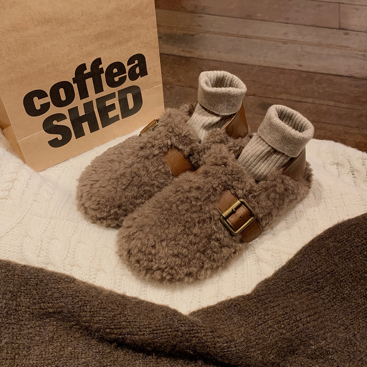 葡萄妈studiolee 可踩跟保暖拼色厚底金属扣带毛毛勃肯鞋女秋冬主图