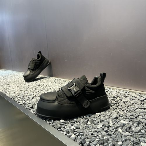 2025广州秋冬新款定制增高厚底大头懒人超轻休闲户外百搭时尚潮鞋主图