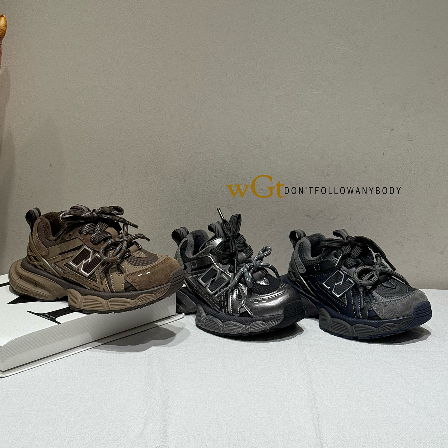 WGT儿童加绒老爹鞋2025秋冬新款复古潮牌运动鞋男女童二棉休闲鞋主图