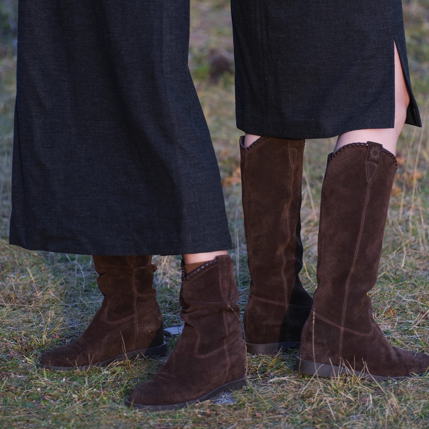 远家丝光牛翻皮内增高靴子 复古磨砂尖头长短筒低跟时装靴W-954主图