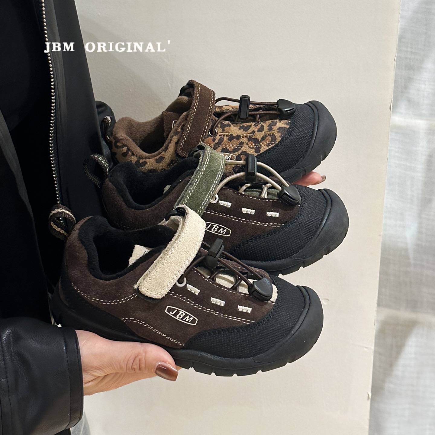 JBM 2025冬季新款儿童二棉加绒德训鞋男女童豹纹休闲运动鞋软底鞋主图